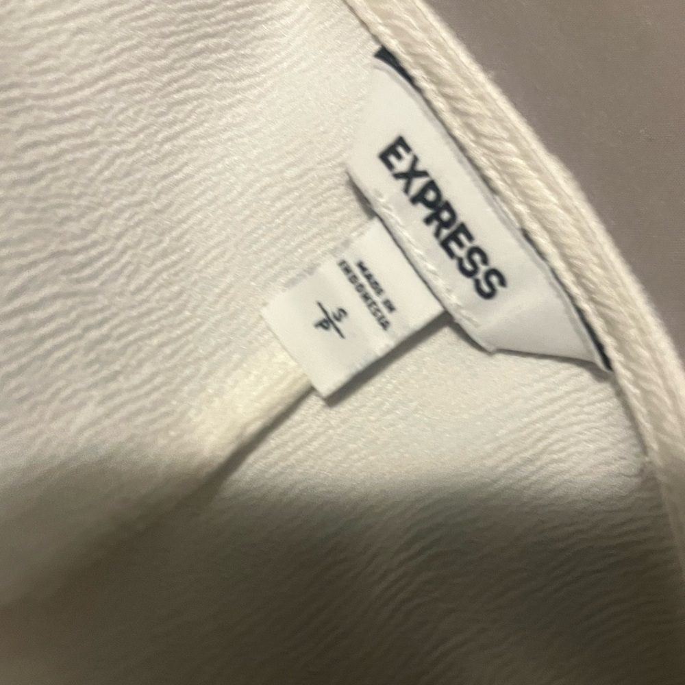 Express White Button-Down Top - image 4